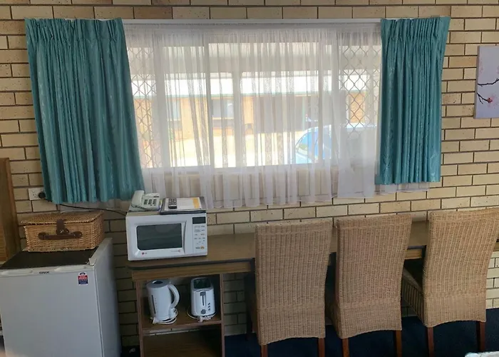 Bridge Street Motor Inn