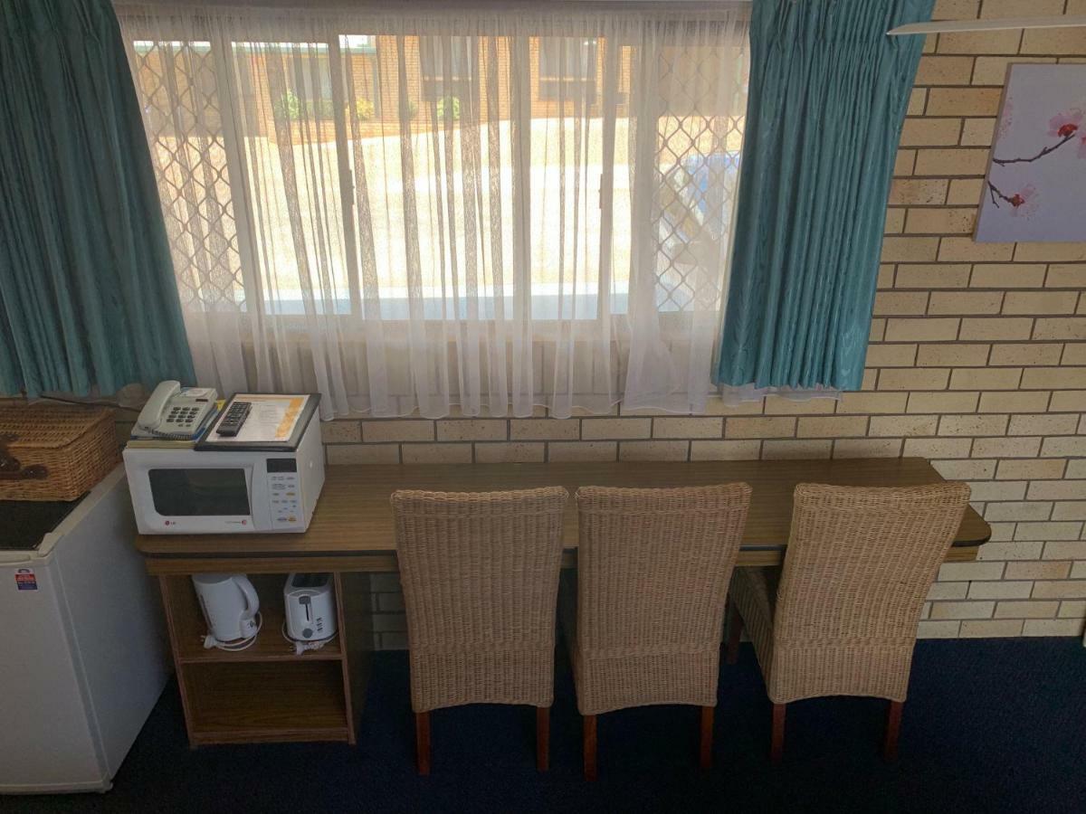 Bridge Street Motor Motel 3*